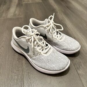 Nike free runner women’s size 8